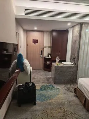 guest photo