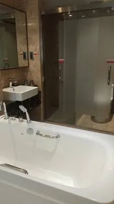 guest photo
