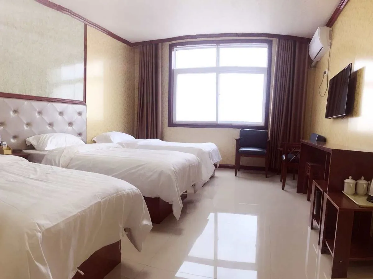 Heze Mudan Quyao Huang Hotel