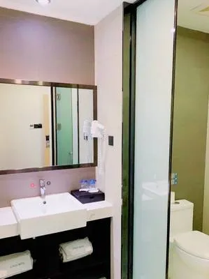 guest photo