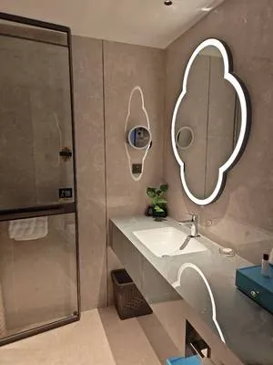 guest photo
