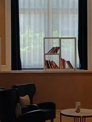 guest photo