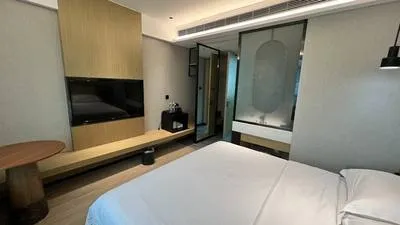 guest photo
