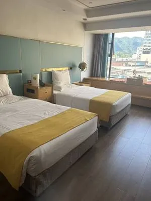 guest photo