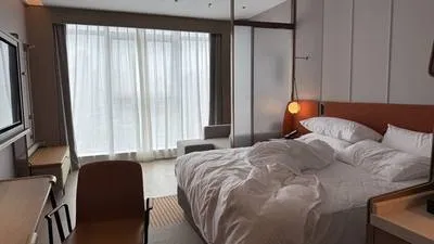 guest photo