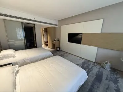 guest photo