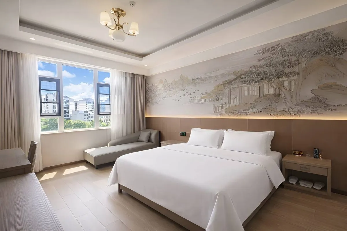 Nanhua Zhennan Hotel