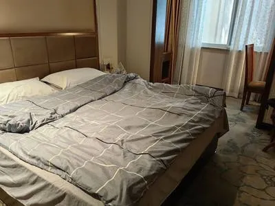 guest photo