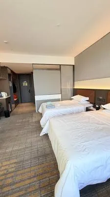 guest photo