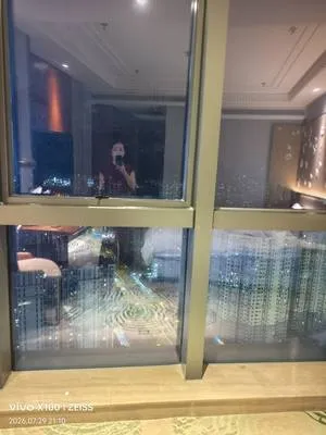 guest photo