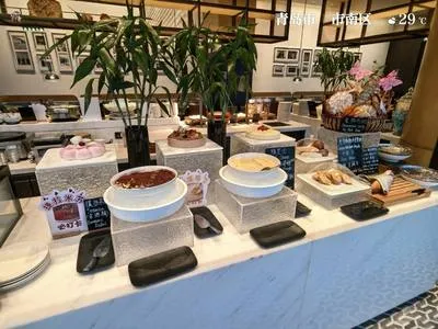 guest photo