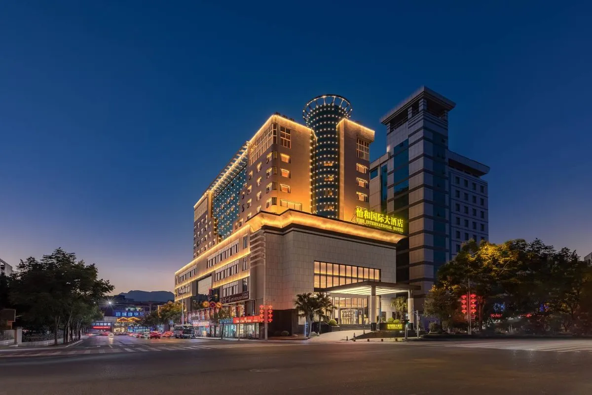 Yiheguoji Grand Hotel