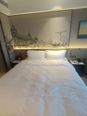 guest photo