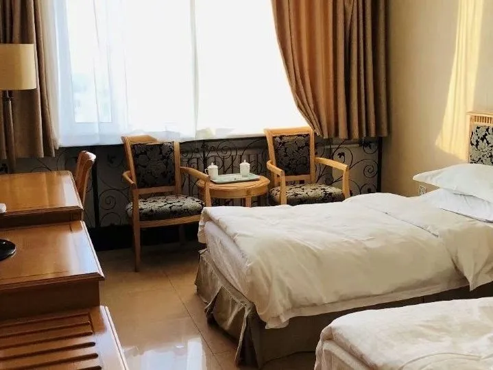 Yimin He Hotel