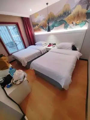 guest photo