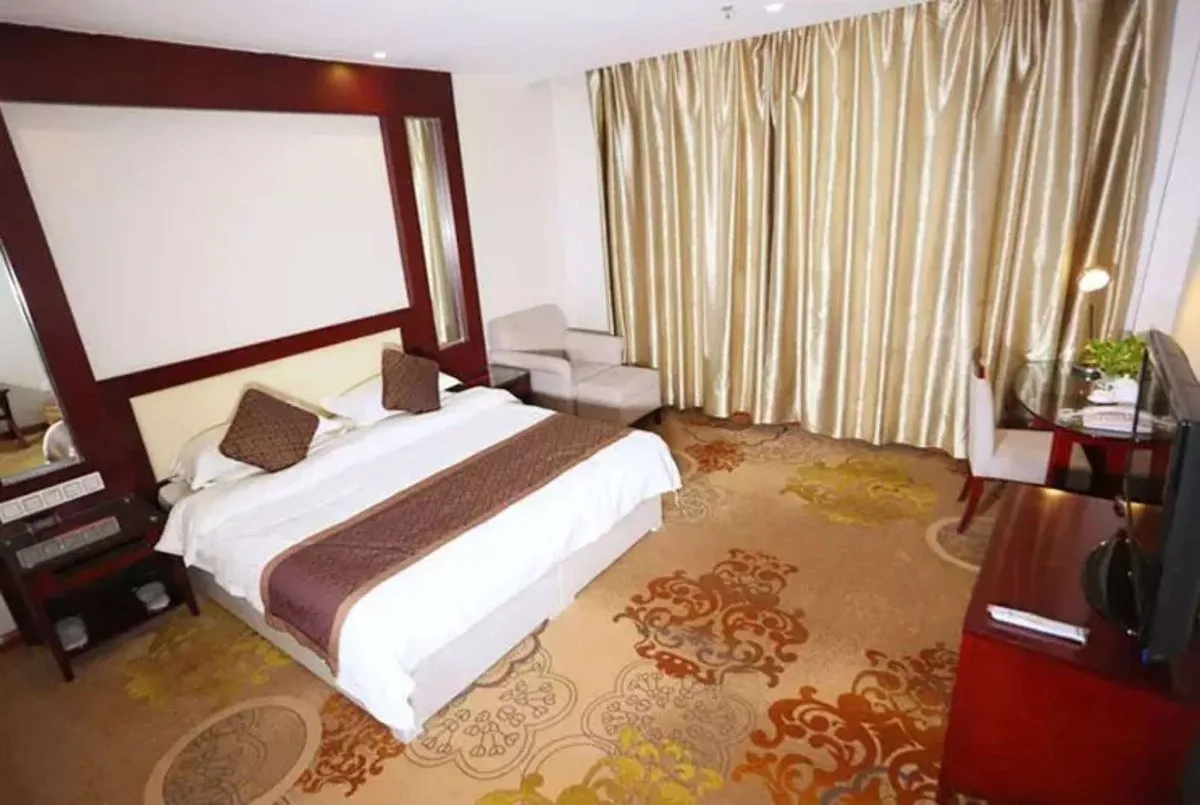 Shule Huada Grand Hotel