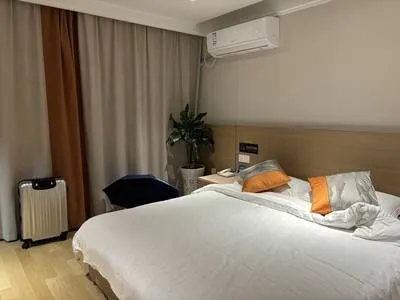 guest photo
