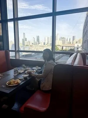guest photo