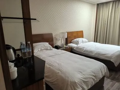 guest photo