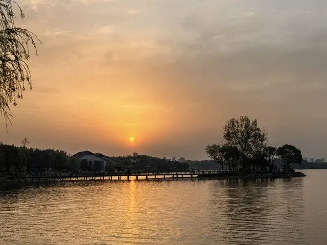 Chizhou Jiaqi Guanjing Hotel