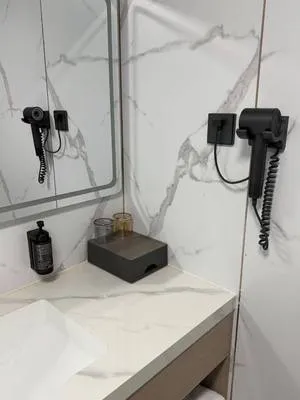guest photo