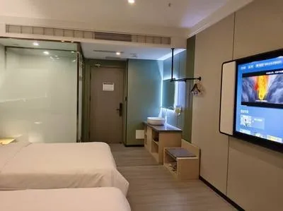 guest photo