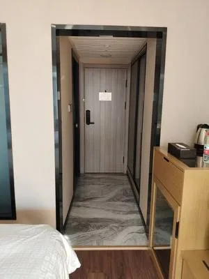 guest photo