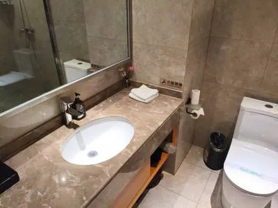 guest photo