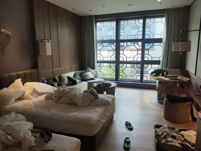 guest photo