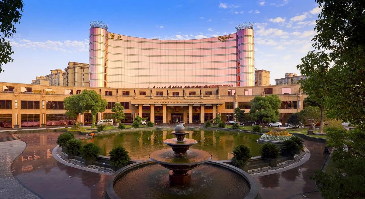 Shanghai Huangting International Grand Hotel