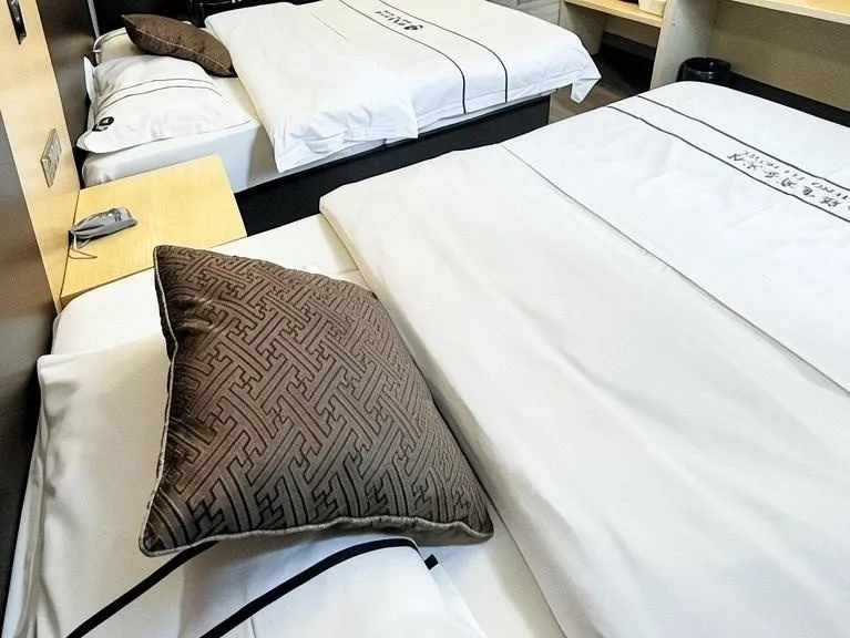 Yulong Shangwu Hotel
