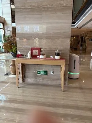 guest photo