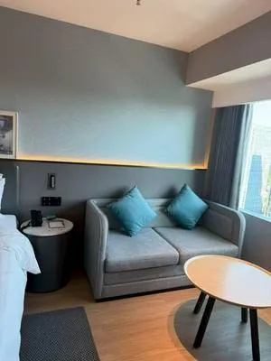 guest photo