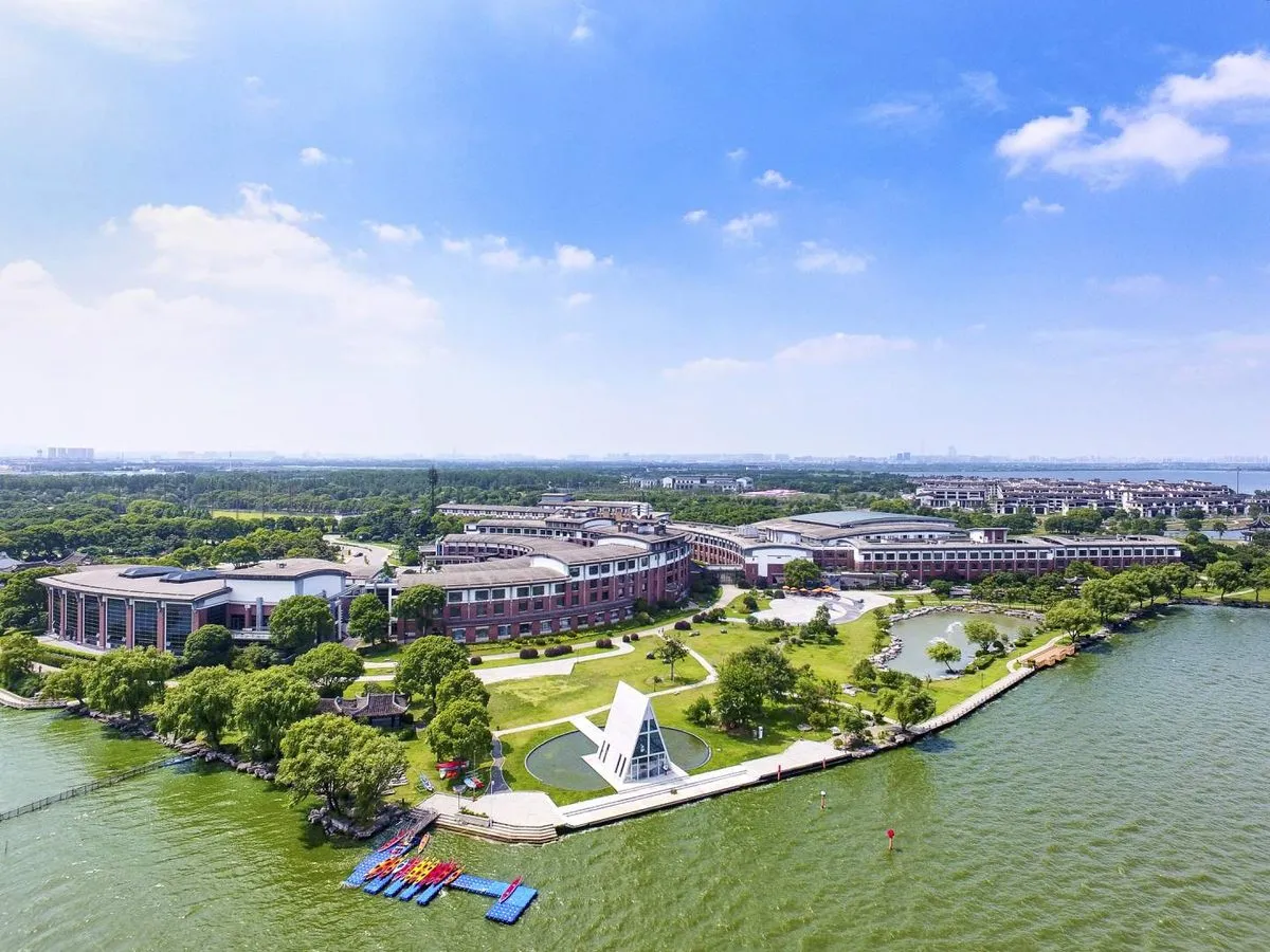 Suzhou Tongli Hu Grand Hotel
