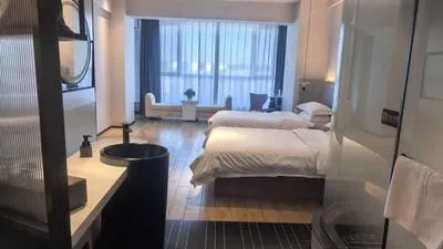guest photo