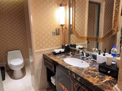 guest photo