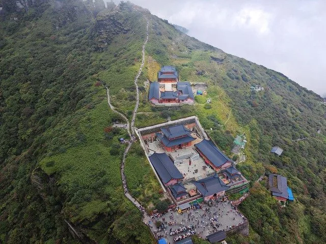 Tongren Guo Hotel