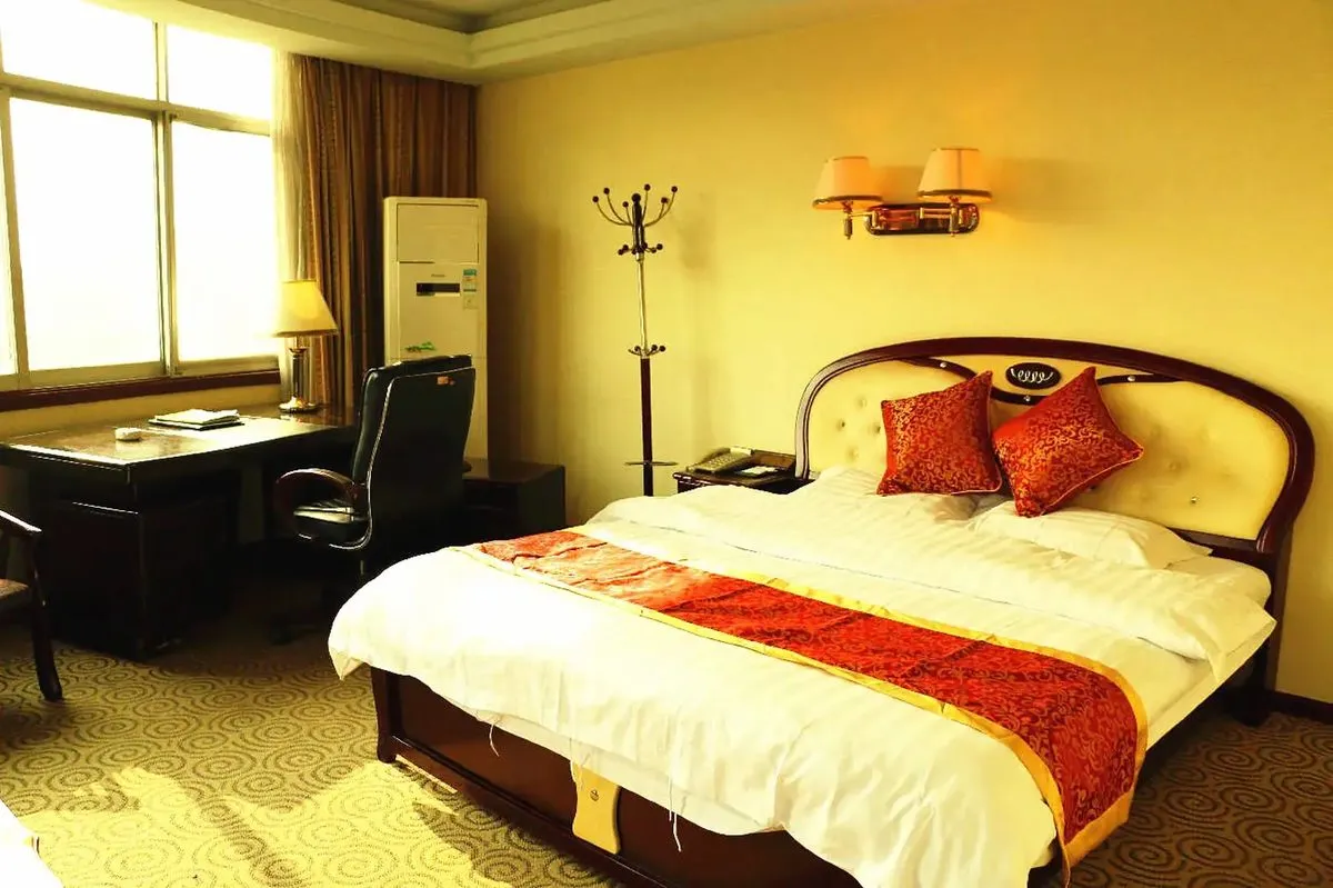 Yueyang Yunxi Chaohui Grand Hotel