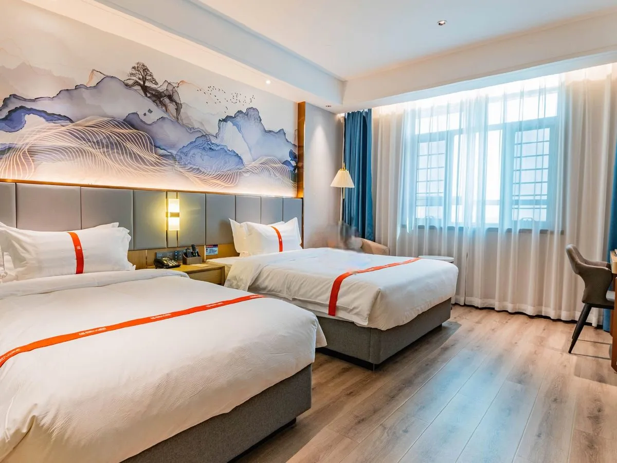 Zhundong Gelin Dongfang Hotel