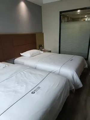 guest photo