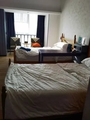guest photo