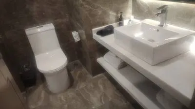 guest photo