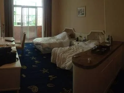 guest photo