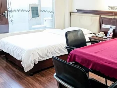 guest photo