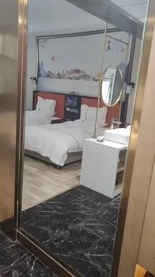 guest photo