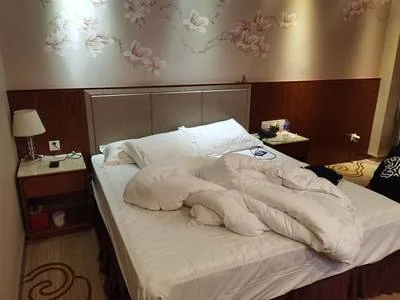guest photo