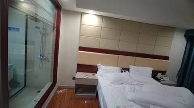 guest photo