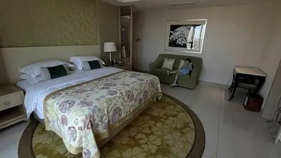 guest photo