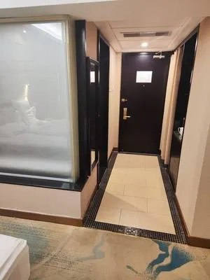guest photo