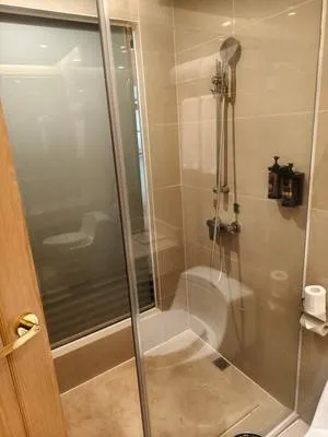 guest photo
